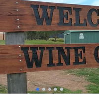 WCPTHV  Wine Country Private Transfers - Mackay Tourism