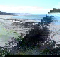Monument Beach Picnic Area - Mackay Tourism