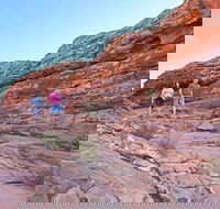 The Amazing Kings Canyon 4-Hours Walking Tour and Hike - Mackay Tourism