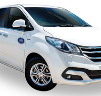 Luxury Van Private Transfer Cairns Airport - Port Douglas. - Mackay Tourism