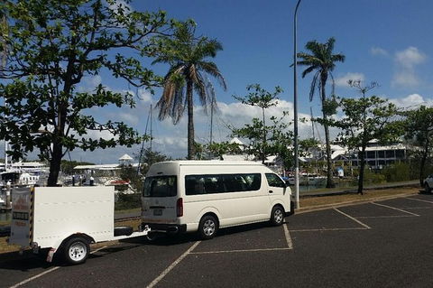 Airport Transfer To Or From Port Douglas Hotels For Up To 13 People (7am-10pm) - Mackay Tourism 2