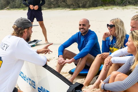 Beginners Learn To Surf Lessons, Noosa World Surf Reserve - Mackay Tourism 5