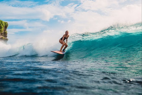 Beginners Learn To Surf Lessons, Noosa World Surf Reserve - Mackay Tourism 6