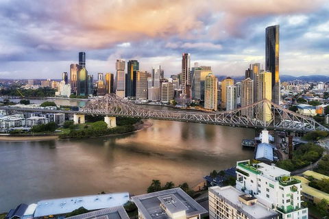 Brisbane Airport Transfers : Brisbane To Brisbane Airport BNE In Luxury Van - Mackay Tourism 5