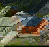 Colonial Tasmania Small Group Tour - Mackay Tourism