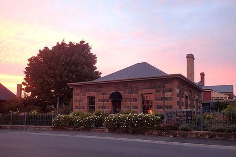 Splendid! Historical Tours Of Hobart - Mackay Tourism 2