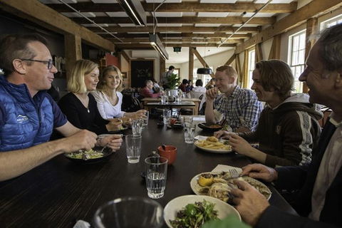 3.5 Hours Walking Guided Tour Of Launceston Highlights - Mackay Tourism 1
