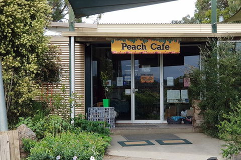 Day Tour Of Yarra Valley Puffing Billy And Rayners Orchard - Mackay Tourism 38