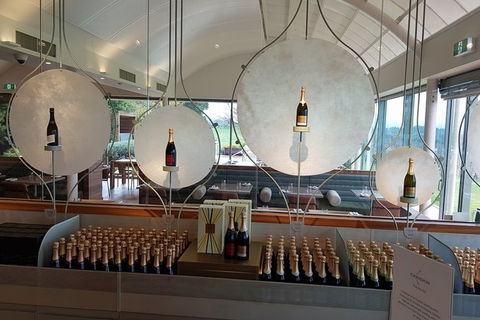 Day Tour Of Yarra Valley Puffing Billy And Rayners Orchard - Mackay Tourism 8