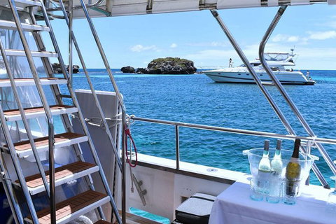 Rottnest Island Wild Seafood Package With Round Trip Ferry From Perth - Mackay Tourism 6