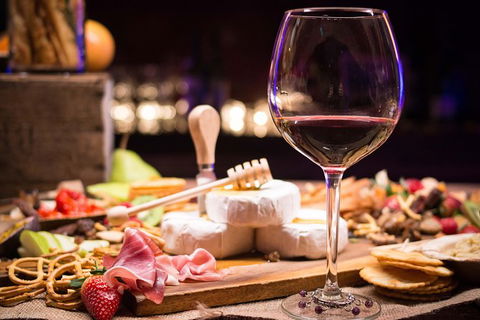 Full-Day Gourmet Wine Tour With Pick Up And Lunch - Mackay Tourism 0