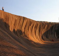 Wave Rock - Mackay Tourism