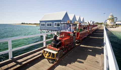 Busselton Jetty & Underwater Observatory Tour - Mackay Tourism 1