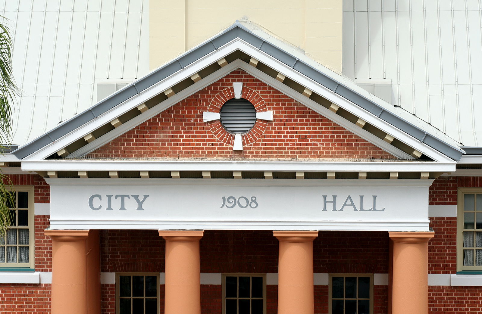 Maryborough QLD Mackay Tourism