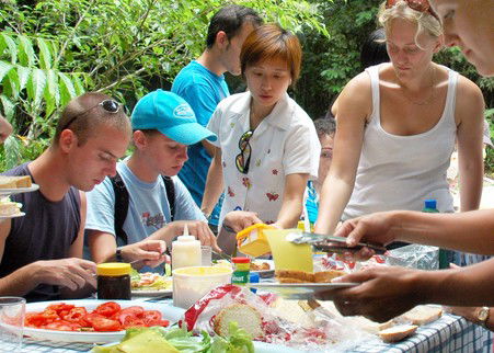 Jungle Tours And Trekking - Mackay Tourism 3