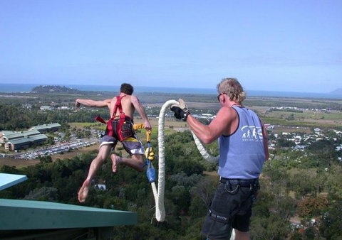 AJ Hackett Cairns - Mackay Tourism 0