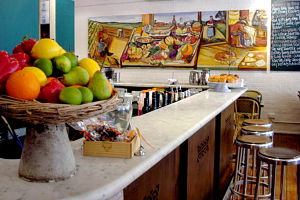 Richmond Hill Cafe & Larder - Mackay Tourism 0