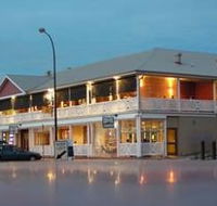 Seacliff Beach Hotel - Mackay Tourism