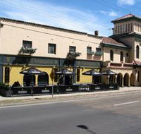 Ferntree Gully Hotel - Mackay Tourism