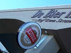 De Biers Lounge Bar - Mackay Tourism 0