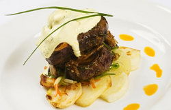 Kedron Wavell Services Club - Mackay Tourism 0