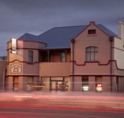 Cross Keys Hotel - Mackay Tourism