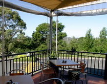 Cherry Hill Tavern - Mackay Tourism 1