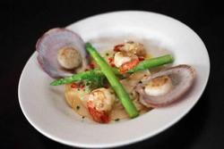 St Pauls Tavern - Mackay Tourism 2