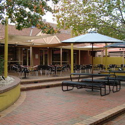 Deer Park Hotel - Mackay Tourism 3
