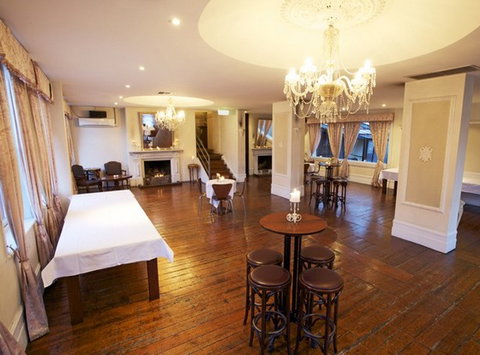 Provincial Hotel - Mackay Tourism 3