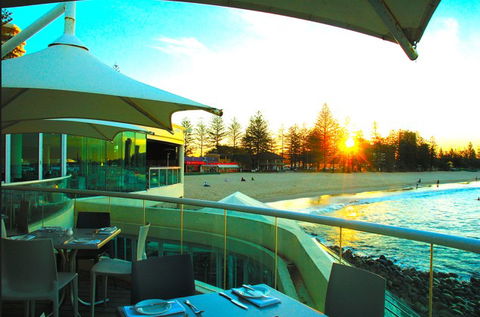 Oskars On Burleigh - Mackay Tourism 2