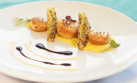 Glass Restaurant Marina Mirage - Mackay Tourism 0