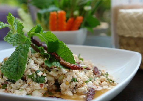 Gold Leaf Thai - Mackay Tourism 1