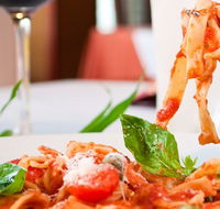 Camelot Gourmet Pizza - Mackay Tourism