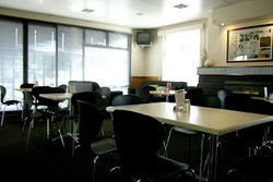 Kains Bar @ Riverview Hotel - Mackay Tourism 0