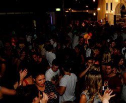 The Causeway Bar - Mackay Tourism 0