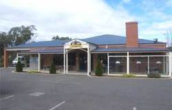 Braidie's Tavern - Mackay Tourism 1