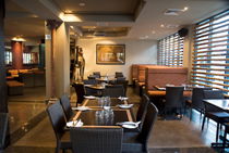 Monsoons Restaurant And Party Bar - Mackay Tourism 2