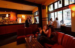 Darlo Bar - Mackay Tourism 3