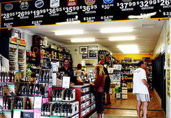 Knickerbocker Hotel - Mackay Tourism 3