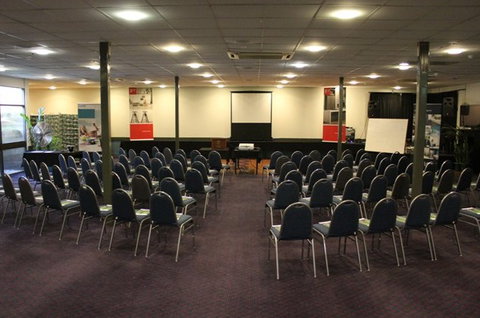 Tracy Village Social And Sports Club - Mackay Tourism 1