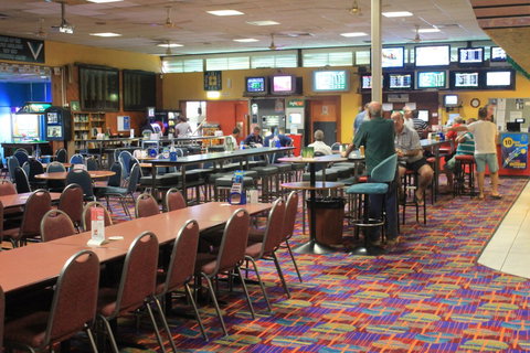 Tracy Village Social And Sports Club - Mackay Tourism 5