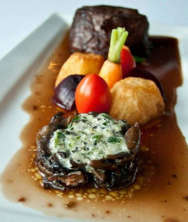 Aqua Linea Restaurant - Mackay Tourism 4