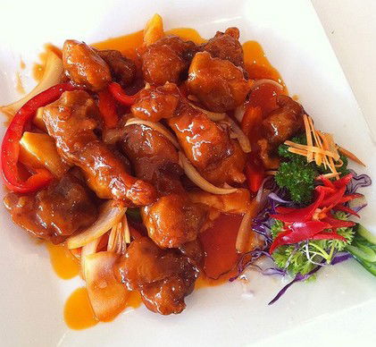 Chives Chinese & Thai Seafood Restaurant - Mackay Tourism 1