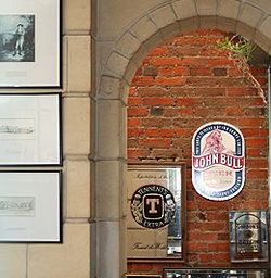 Scottish Chief's Tavern Brewery - Mackay Tourism 0