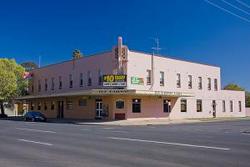 Railway Hotel - Mackay Tourism 0