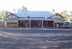 Ballimore Inn Hotel - Mackay Tourism 0