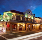 Town Hall Hotel - Mackay Tourism