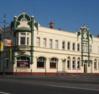 Leura Hotel - Mackay Tourism