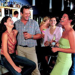 Royal Hotel Sunbury - Mackay Tourism 0